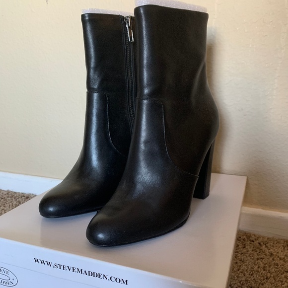 steve madden editor dress bootie